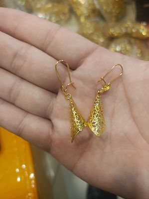 चीन ने स्टेनलेस स्टील के दरवाजे, खिड़कियां और सिरेमिक के लिए पीवीडी वैक्यूम कोटिंग मशीन बनाई