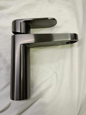 पूर्ण ऑटो पीवीडी वैक्यूम कोटिंग मशीन सजावटी कोटिंग के लिए ऊर्जा-बचत बहु-आर्क कोटिंग उपकरण के साथ