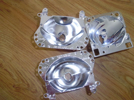 1 वर्ष की वारंटी स्टेनलेस स्टील सर्जिकल उपकरण पीवीडी वैक्यूम कोटिंग मशीन