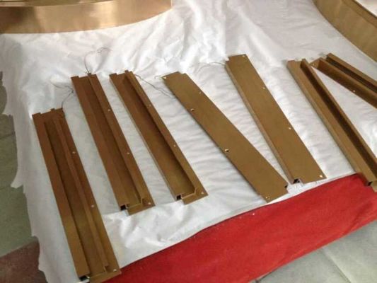 पीवीडी वैक्यूम कोटिंग मशीन धातुकरण कोटिंग मशीन एल्यूमीनियम प्लास्टिक कोटिंग के लिए