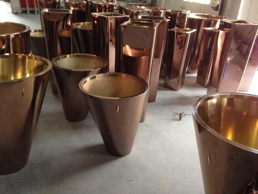304 स्टेनलेस स्टील वॉच के लिए वैक्यूम कोटिंग मशीन सिरेमिक ग्लास और धातु