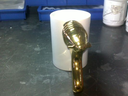 हार्डवेयर और घड़ी सहायक उपकरण पीवीडी वैक्यूम कोटिंग मशीन