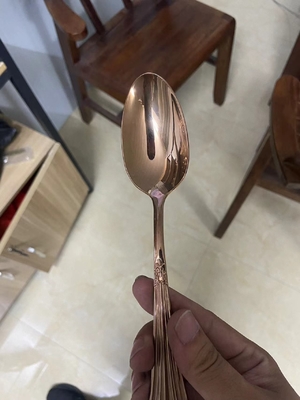 पेशेवर धातु स्टेनलेस स्टील रसोई के बर्तन कॉफी चम्मच कांटा कोटिंग मशीन