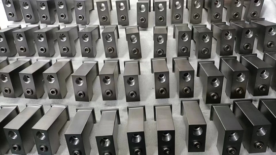 गुलाब सोने के काले रंग के लिए उच्च आयनीकरण दर रसोई जल सिंक कैथोडिक आर्क डिपोजिशन सिस्टम