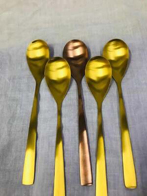 स्वच्छता हार्डवेयर के लिए पूर्ण ऑटो नियंत्रण और अनुकूलित गुहा मात्रा के साथ कस्टम मल्टी आर्क वैक्यूम कोटिंग मशीन